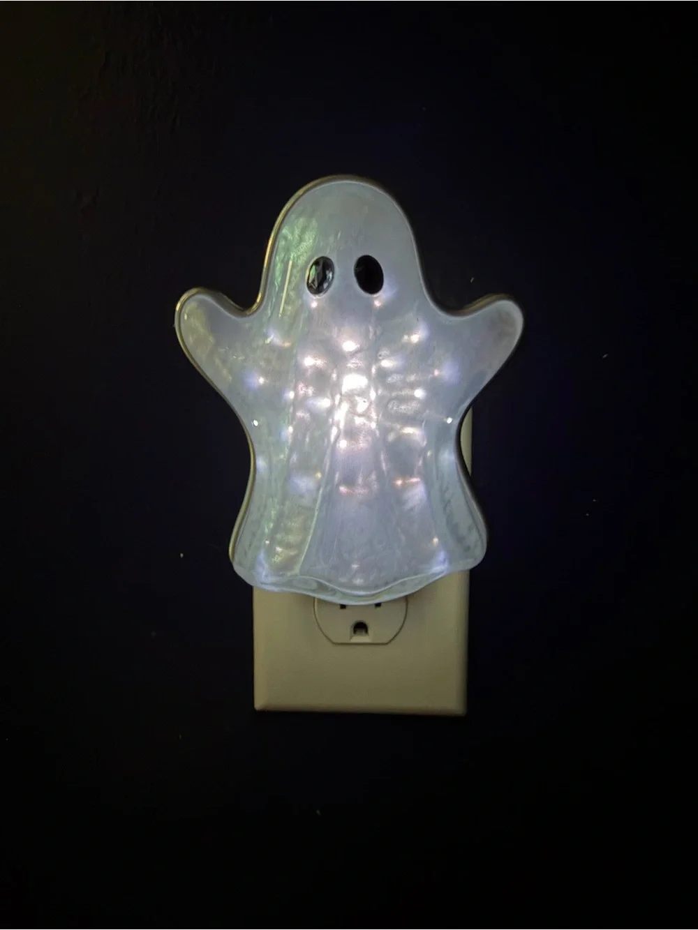 Bath & Body Works Iridescent White Ghost Night Light